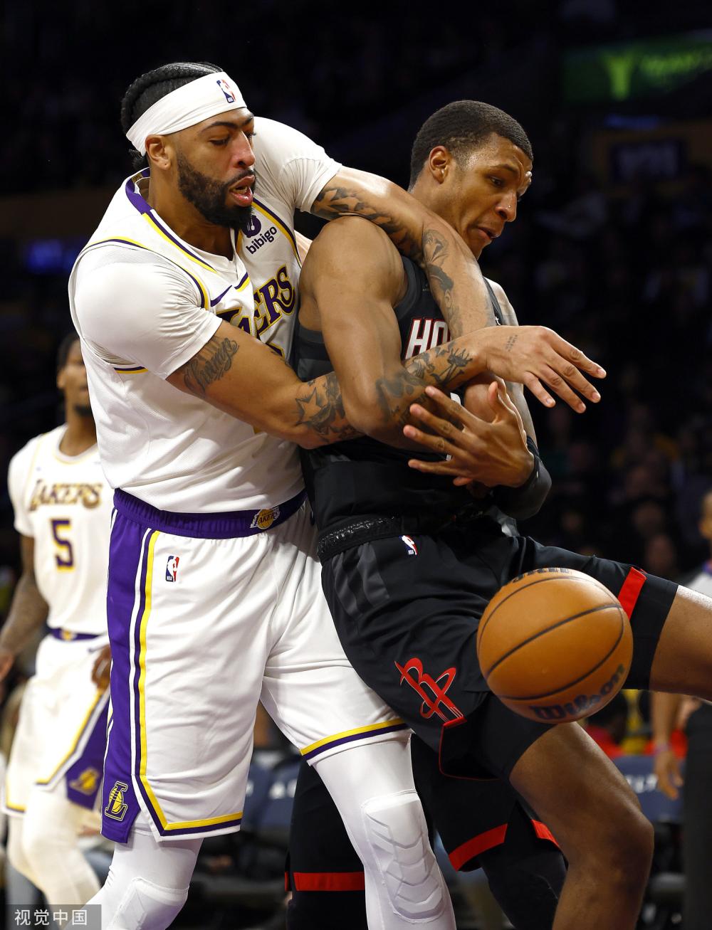 富的国际比 富的国际比